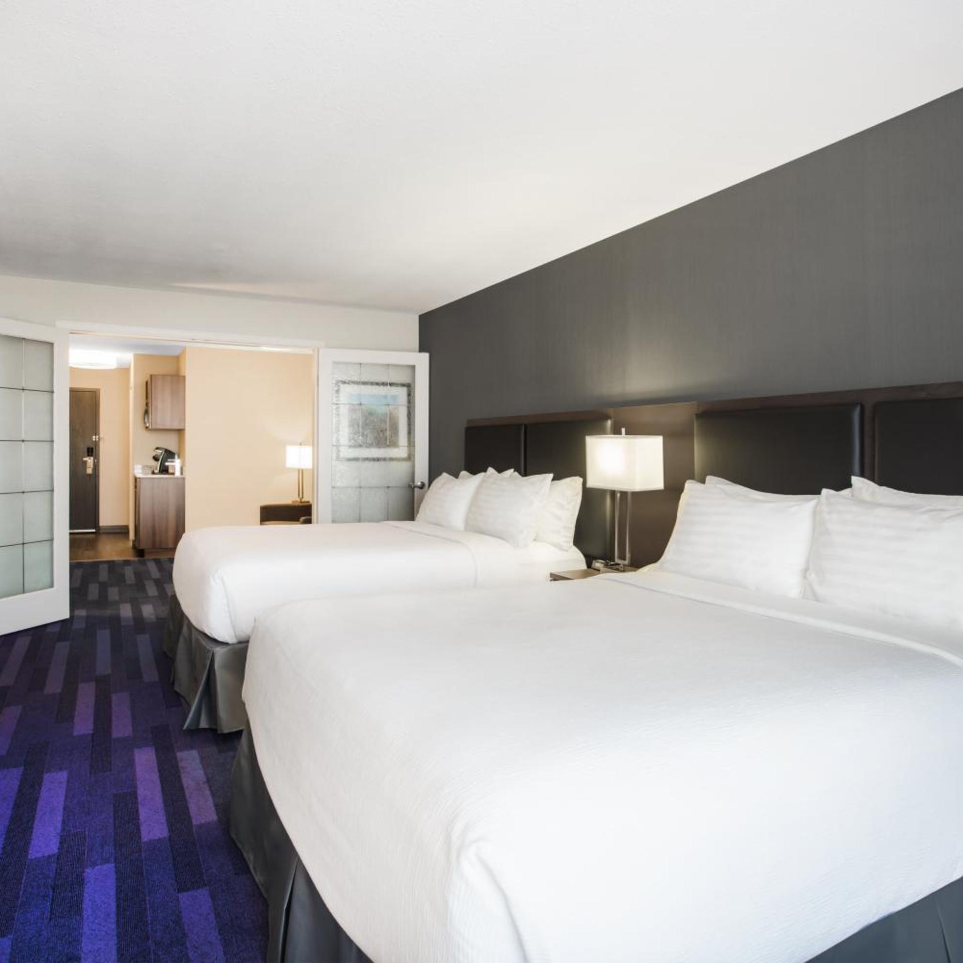 holiday inn and suites grande prairie conference center by ihg