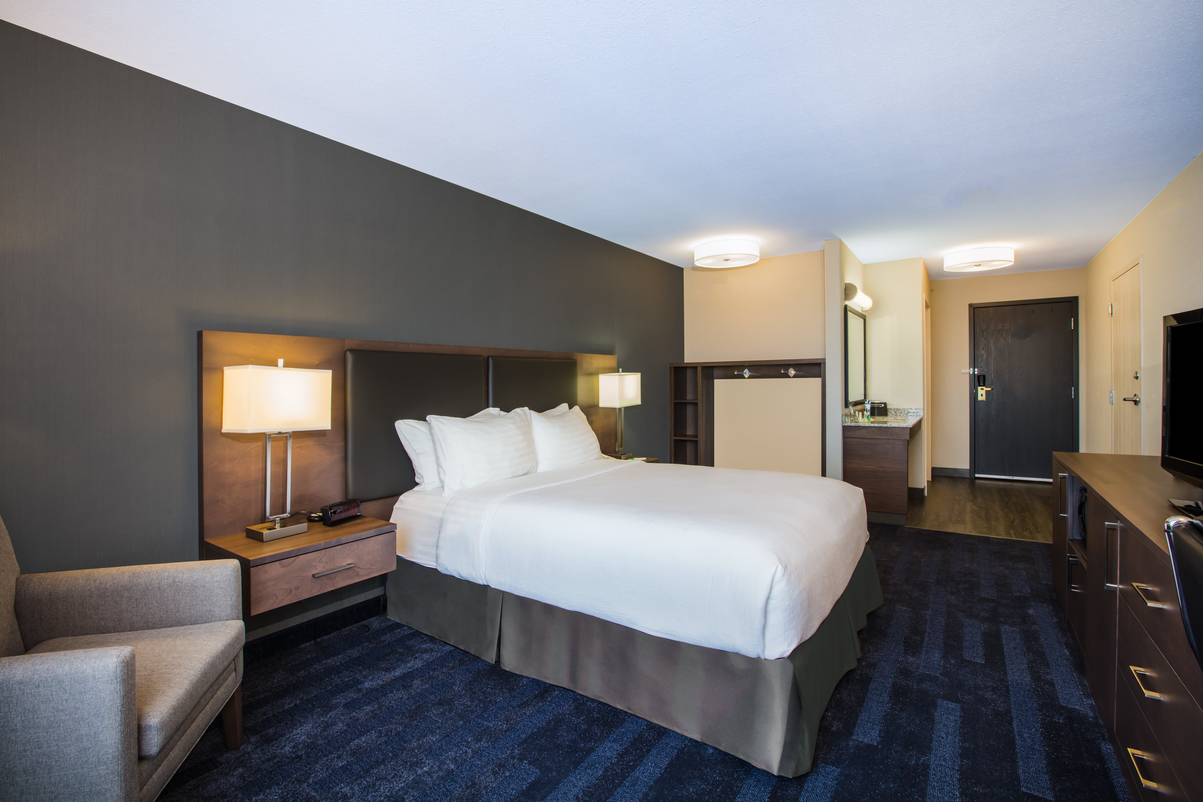 holiday inn and suites grande prairie conference center by ihg