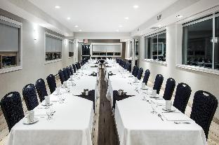 holiday inn and suites grande prairie conference center by ihg