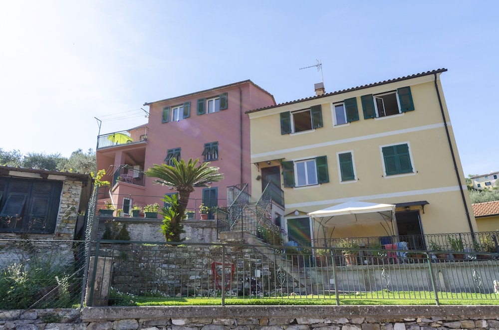 la casa rosa