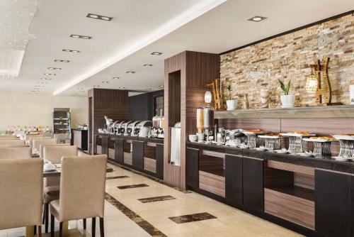 howard johnson by wyndham dammam