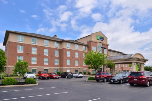 holiday inn express and suites cincinnati mason by ihg