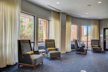 courtyard by marriott cincinnati north at union centre