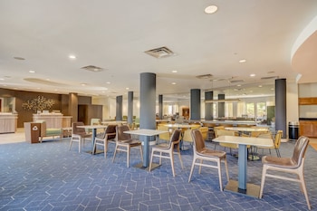 courtyard by marriott cincinnati north at union centre