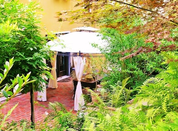 Relais Cascina Al Campaccio,Taino>>Luino,3 star