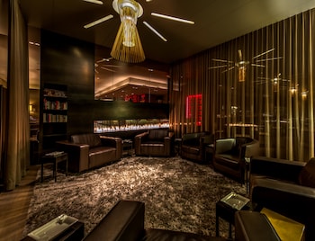 small luxury hotel wellnesshotel golfpanorama