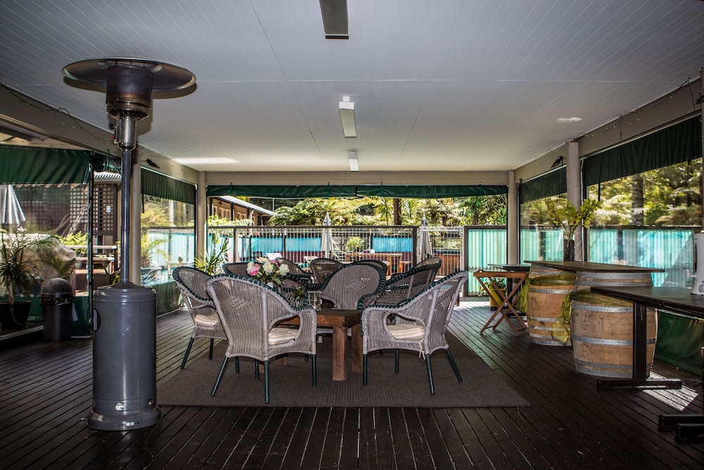 woodlands motel and conference venue