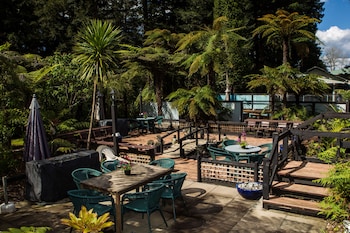 woodlands motel and conference venue