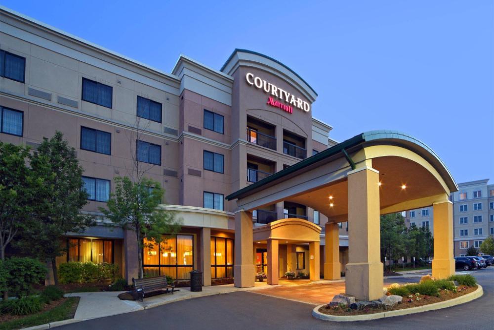 courtyard by marriott mississauga airport corporate centre west