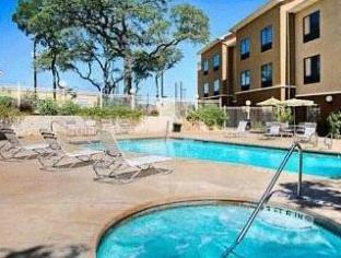 fairfield inn and suites by marriott san antonio seaworld