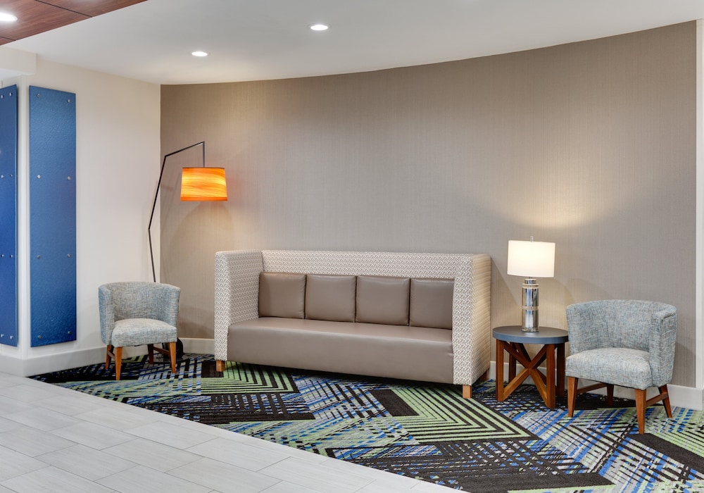 holiday inn express and suites san antonio nw near