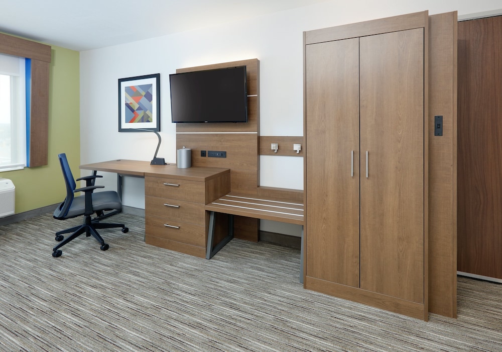 holiday inn express and suites san antonio nw near