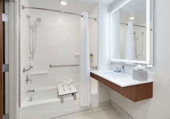 Holiday Inn Express And Suites San Antonio Nw Near,Far West Side>>Bexar County,3 star