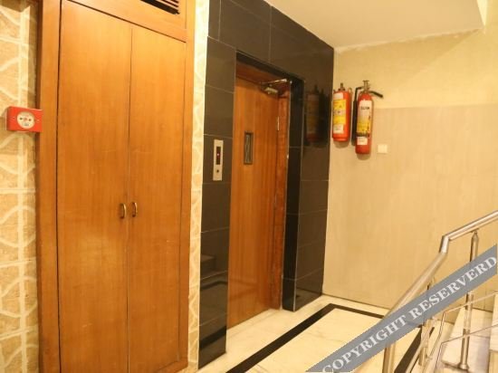 hotel bill palace