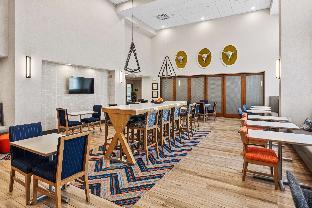 hampton inn and suites selma san antonio randolph afb texas
