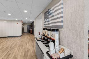 hampton inn and suites selma san antonio randolph afb texas