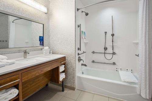 home2 suites by hilton san antonio downtown riverwalk tx