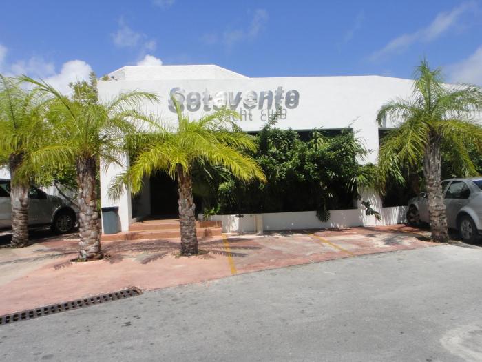 hotel sotavento and yacht club