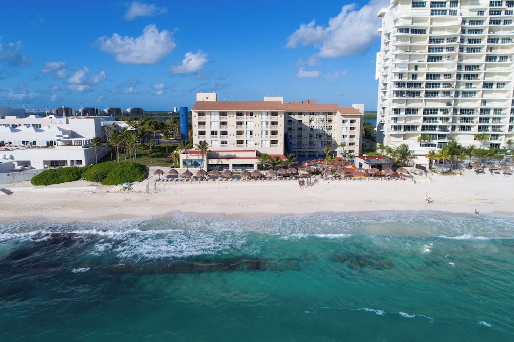 club regina cancun