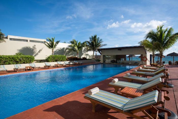club regina cancun