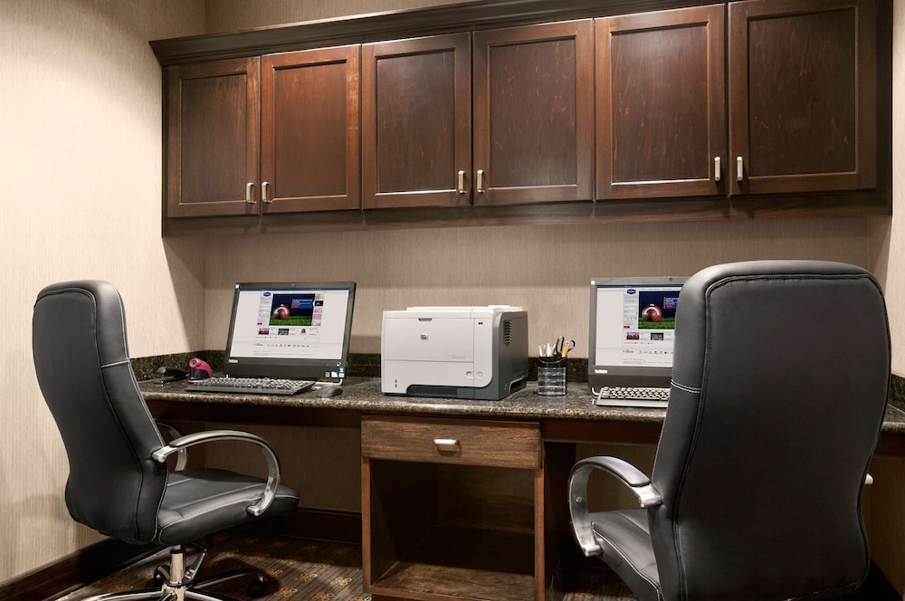 hampton inn and suites mansfield