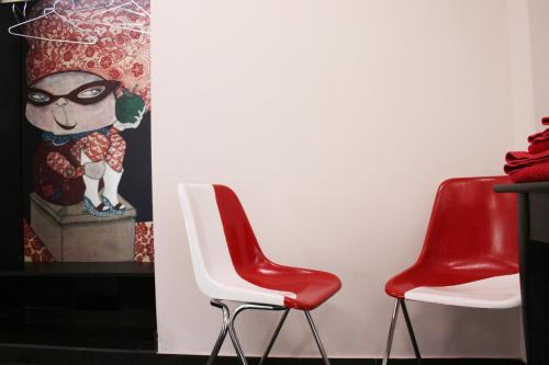 bad bed and breakfast and design