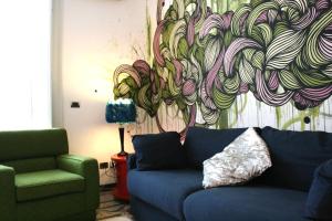bad bed and breakfast and design