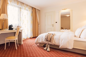 alpenpalace luxury hideaway and spa retreat
