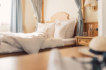 alpenpalace luxury hideaway and spa retreat