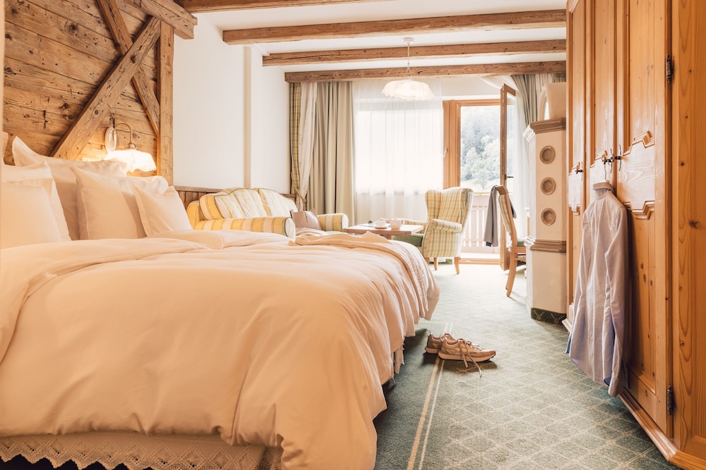 alpenpalace luxury hideaway and spa retreat