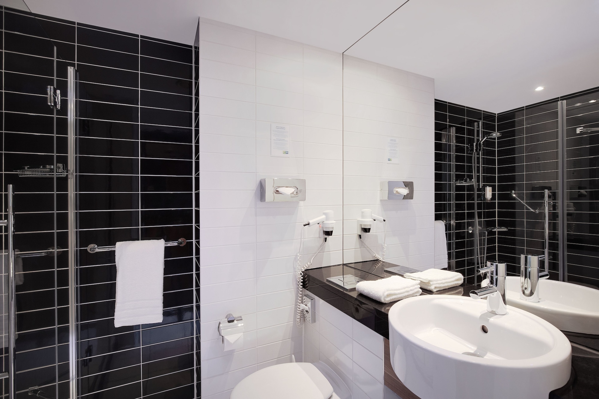 holiday inn express bremen airport an ihg hotel