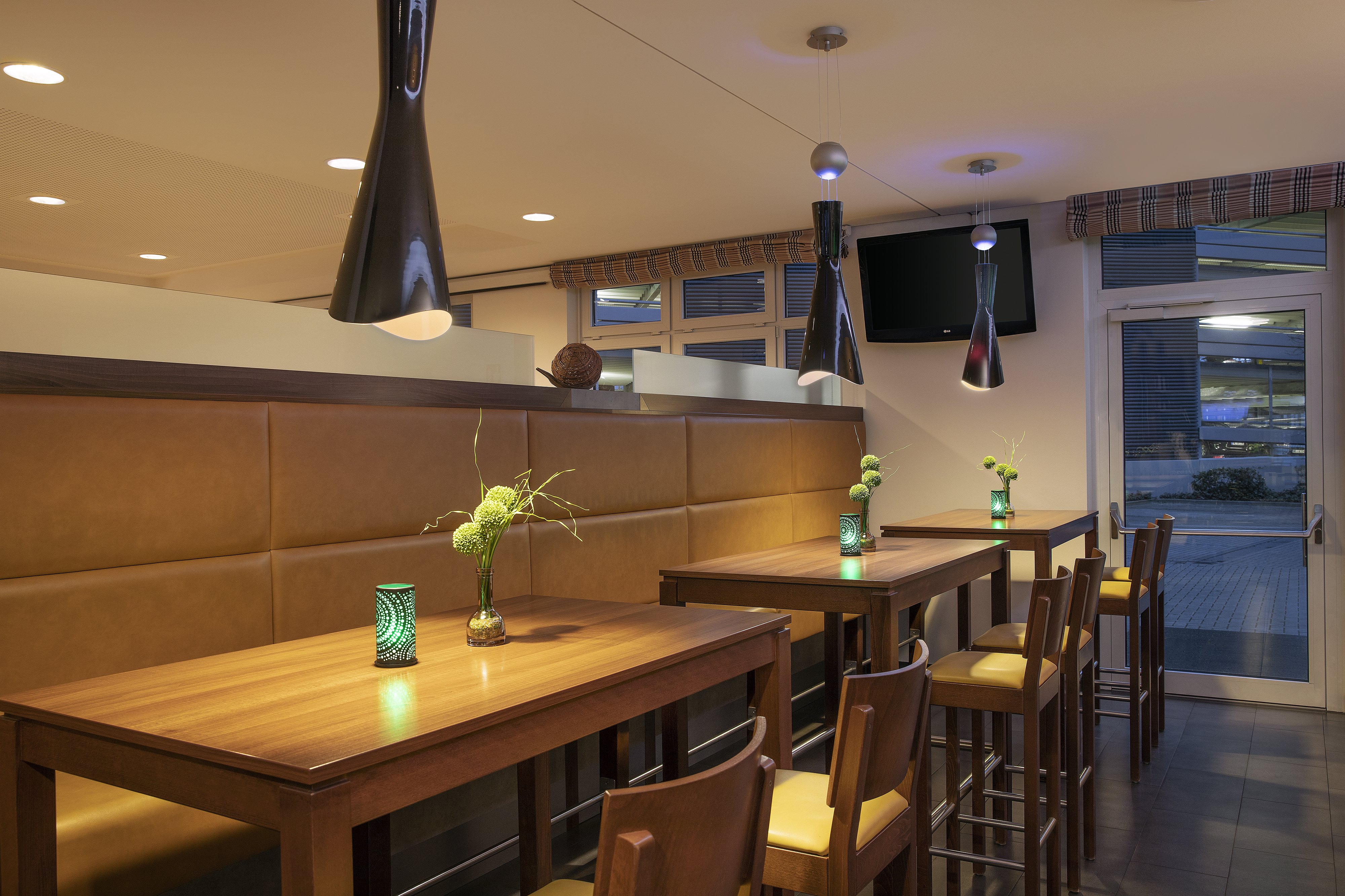holiday inn express bremen airport an ihg hotel