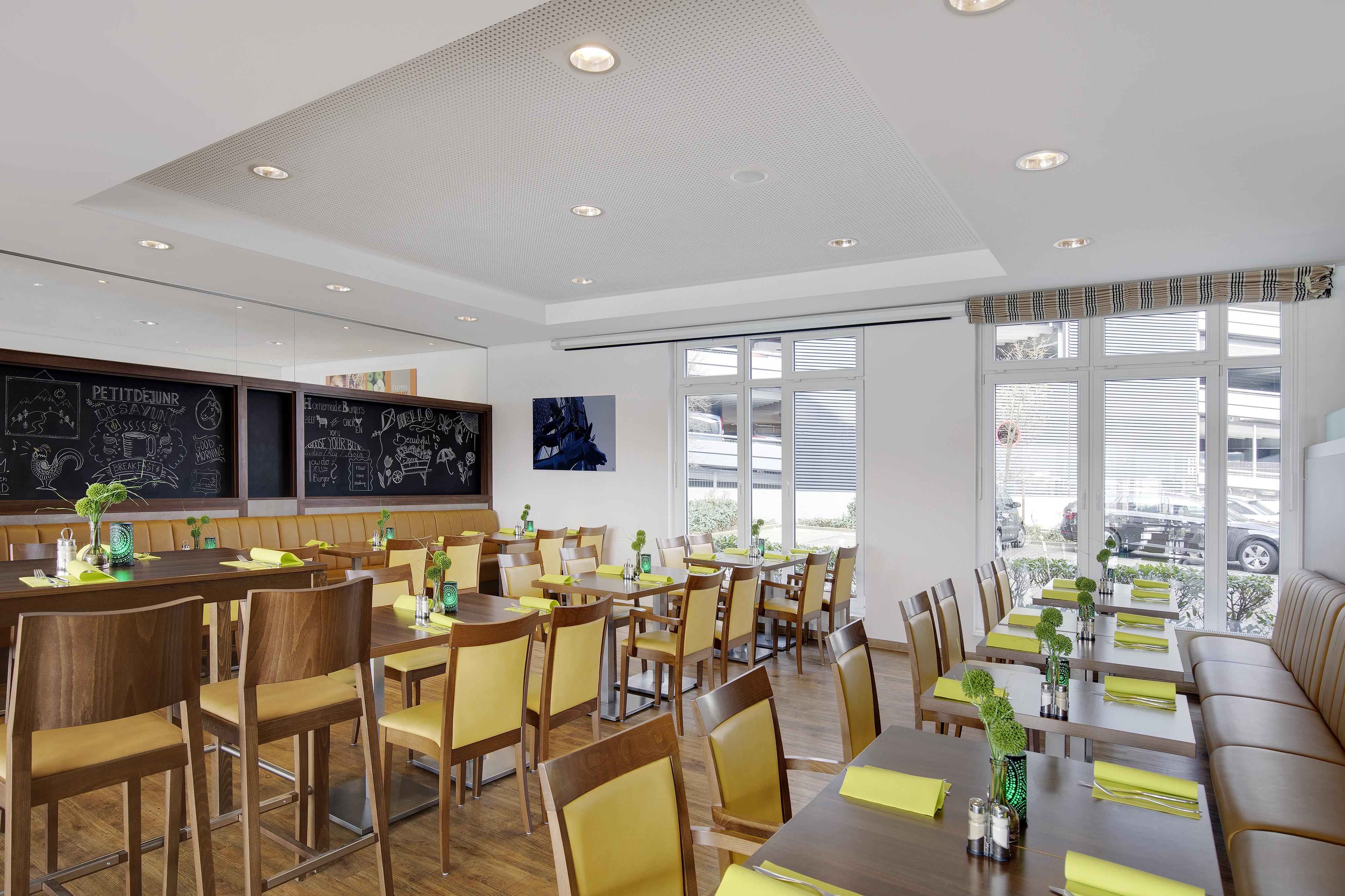 holiday inn express bremen airport an ihg hotel