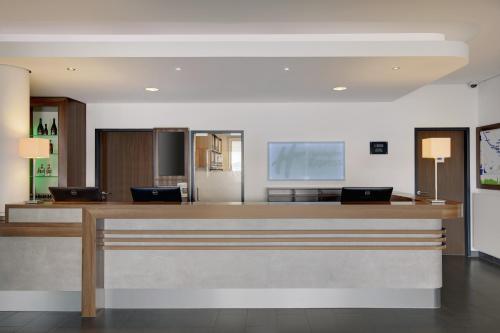 holiday inn express bremen airport an ihg hotel