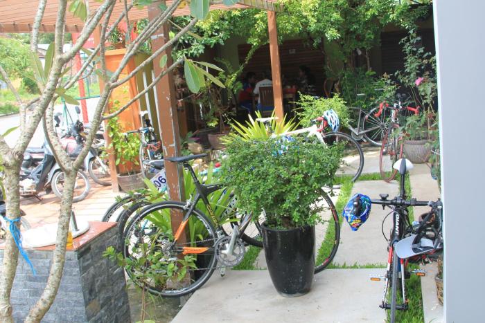 neakru guesthouse and restaurant