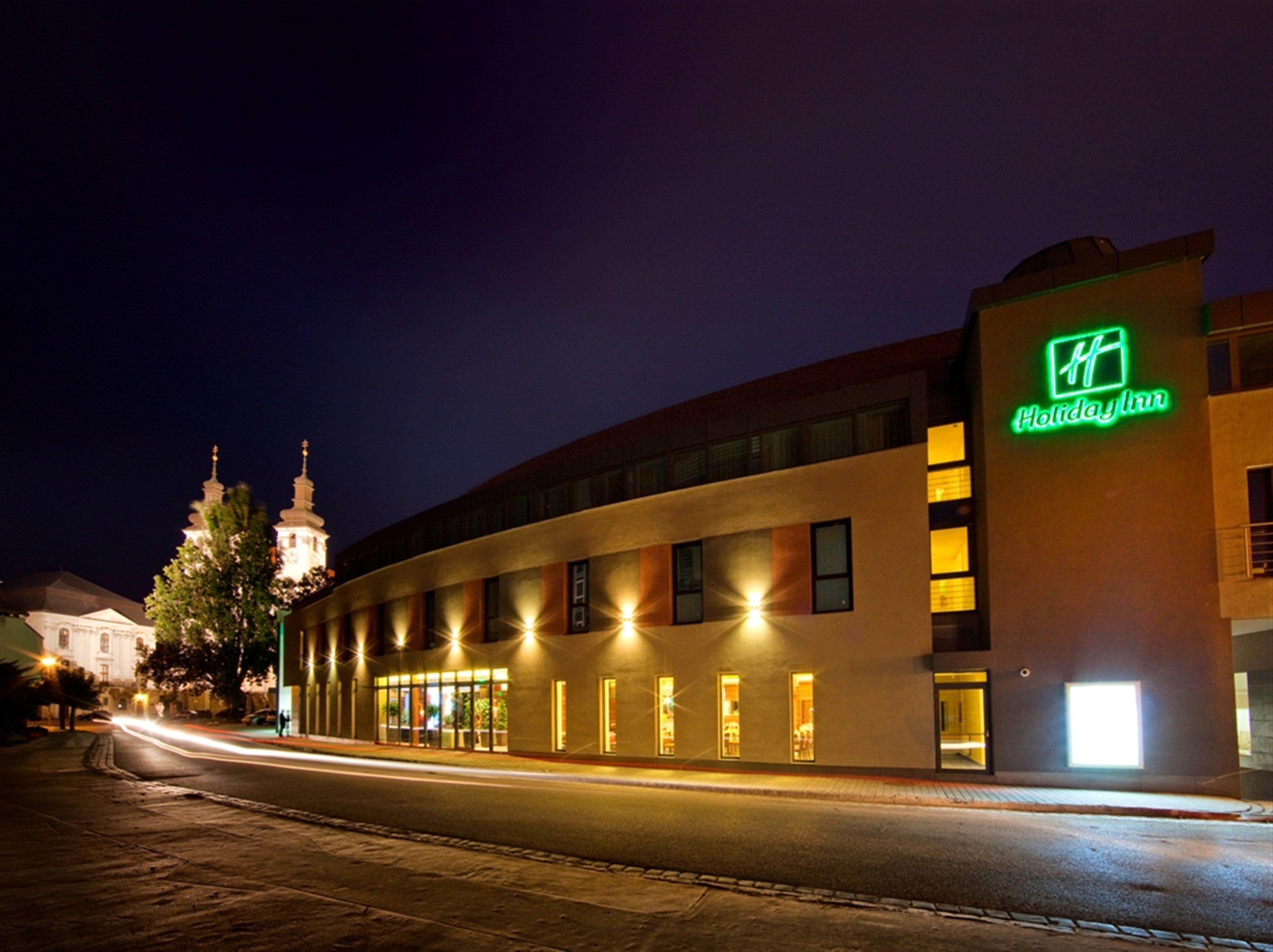 holiday inn trnava an ihg hotel