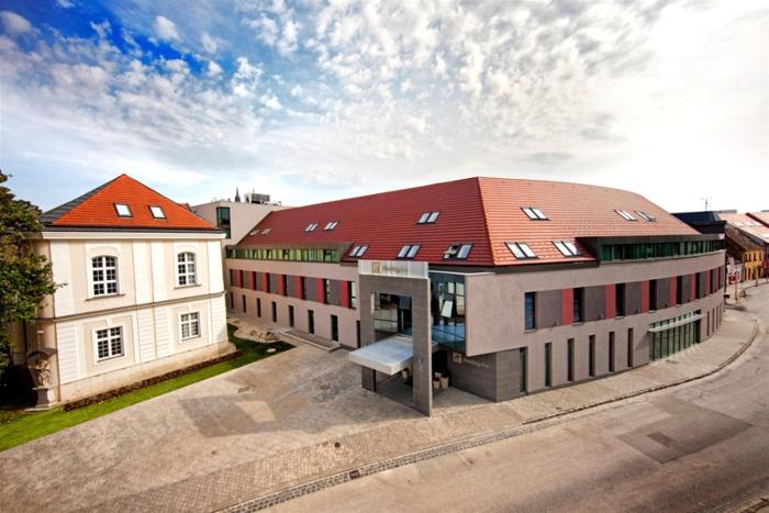 holiday inn trnava an ihg hotel