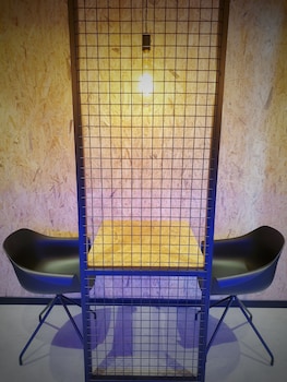 mb hostels premium eco