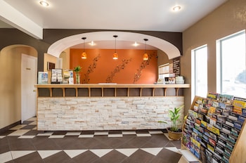 Oasis Inn,West Kelowna>>Kelowna,2 star