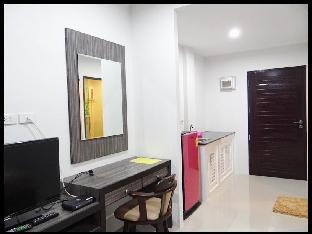 Suchada Palace,,3 star