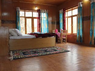 shorkhan guest house