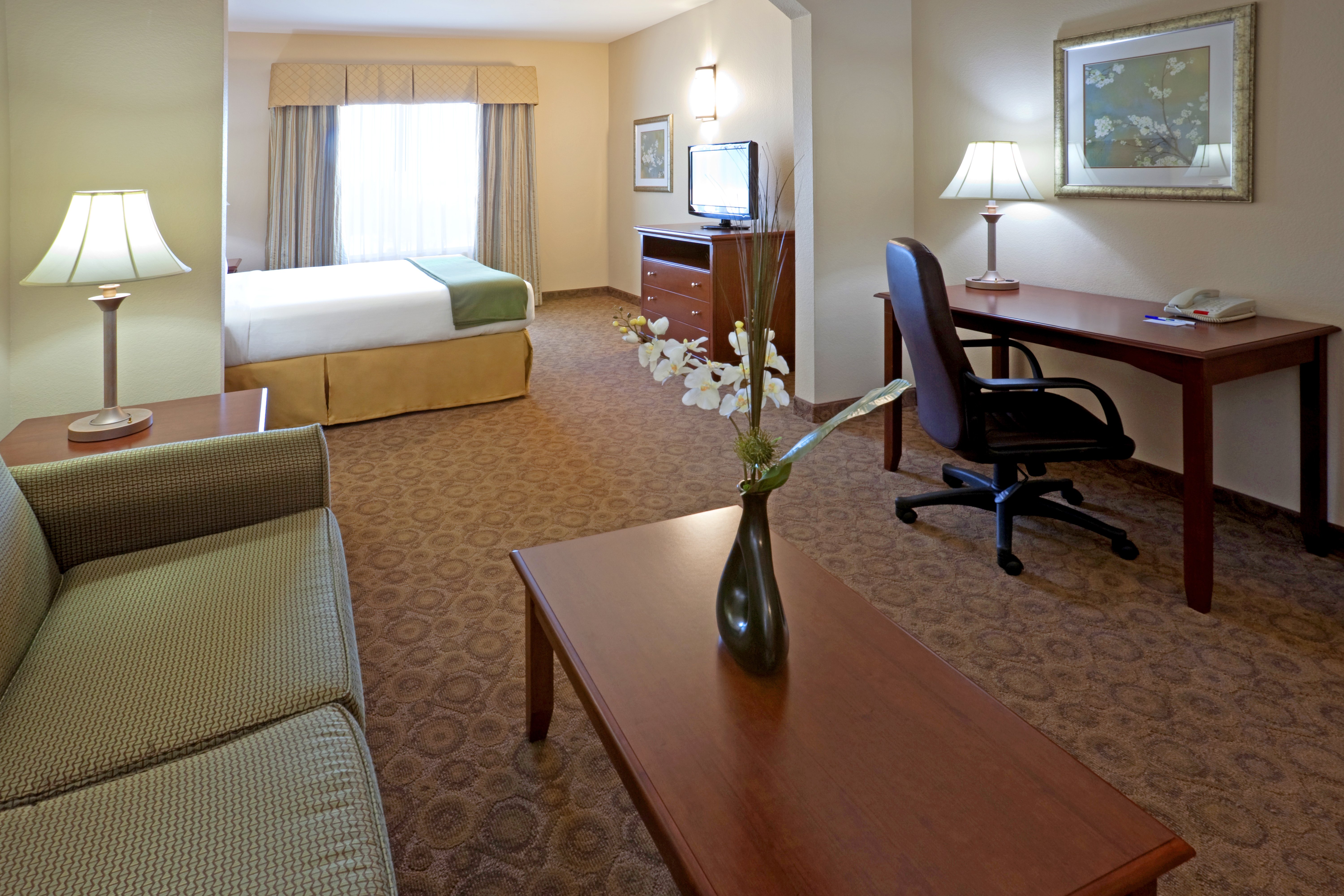 holiday inn express and suites dallas southwest cedar hill by ihg