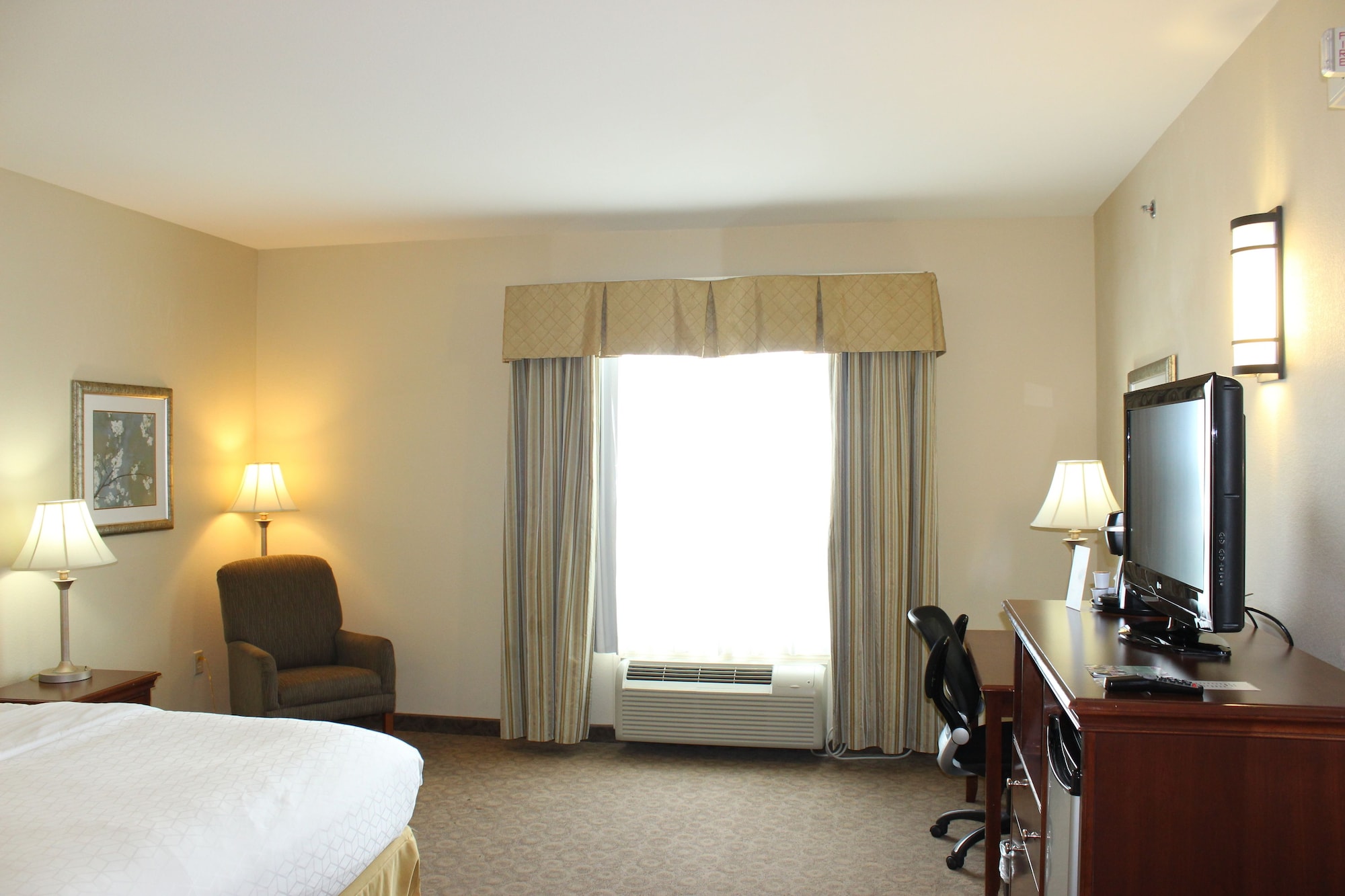 holiday inn express and suites dallas southwest cedar hill by ihg