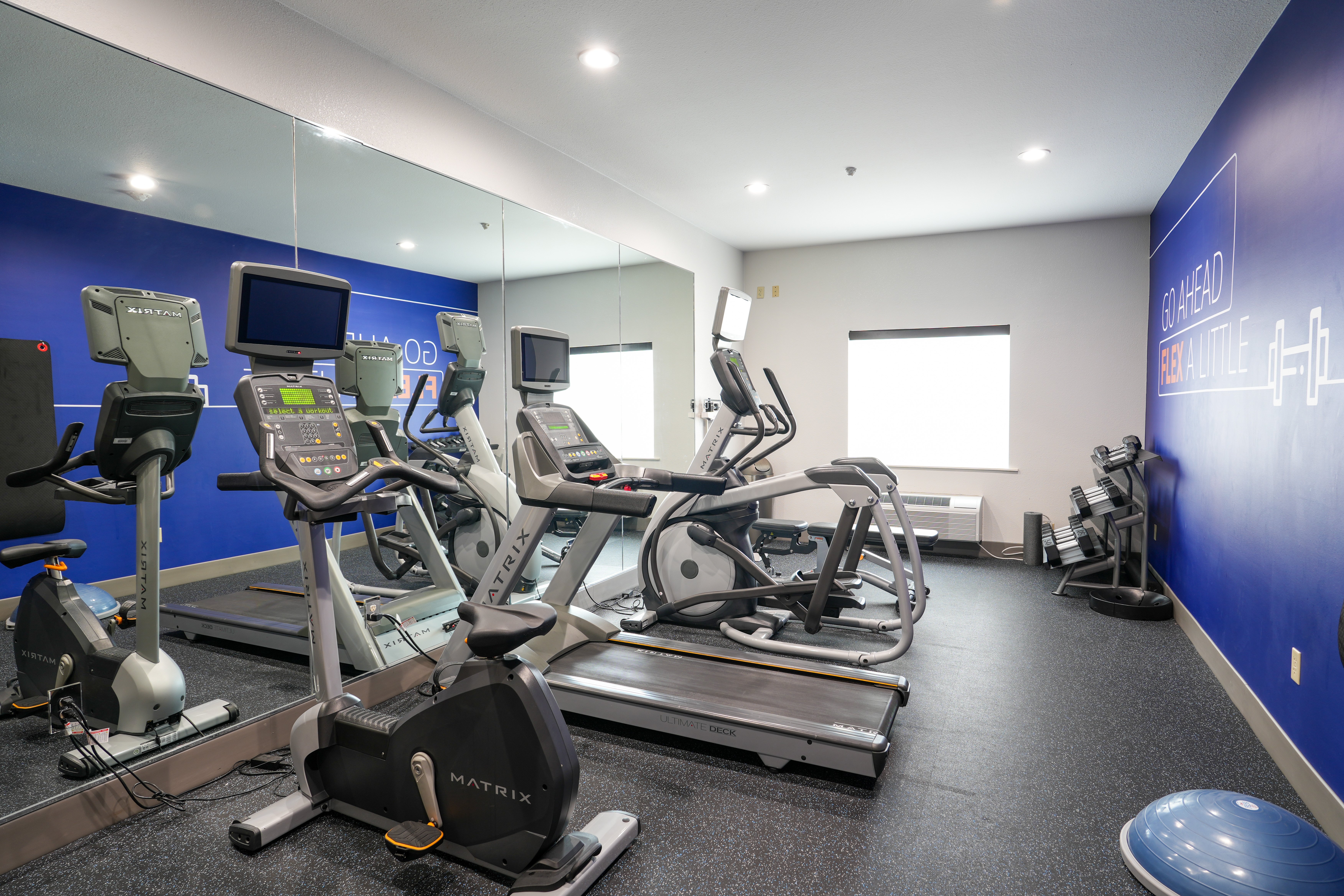 holiday inn express and suites dallas southwest cedar hill by ihg