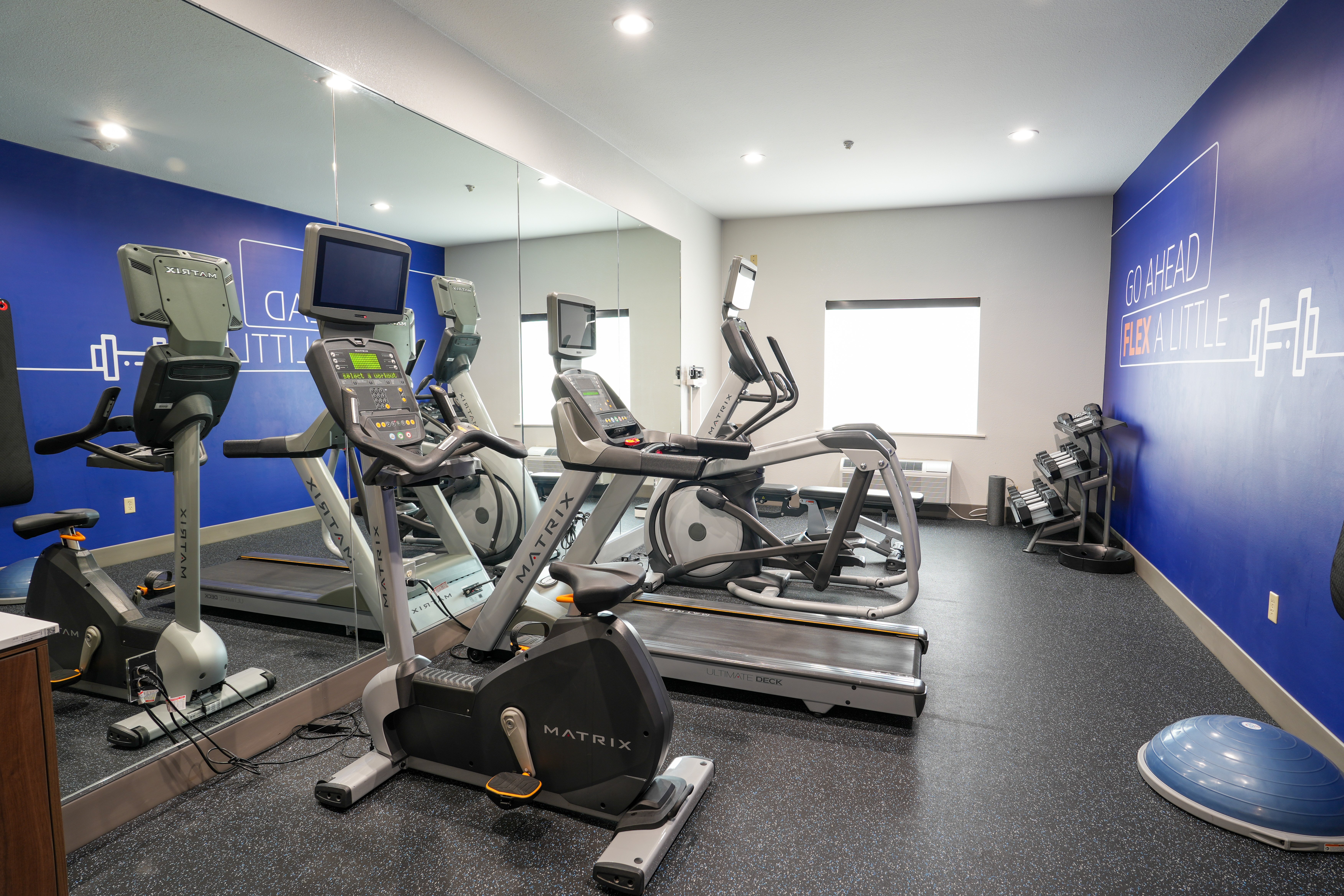 holiday inn express and suites dallas southwest cedar hill by ihg