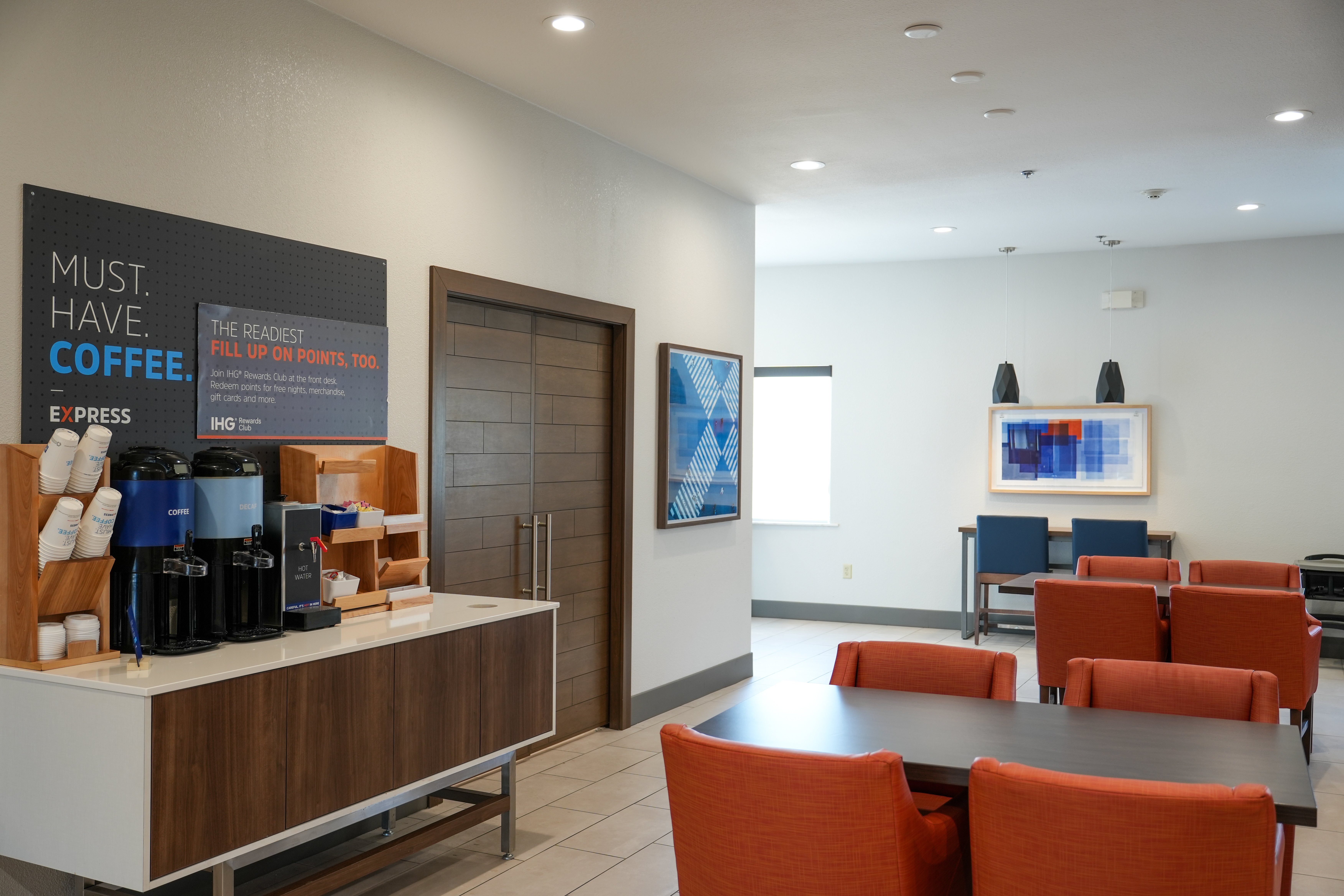 holiday inn express and suites dallas southwest cedar hill by ihg