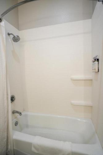 holiday inn express and suites dallas southwest cedar hill by ihg