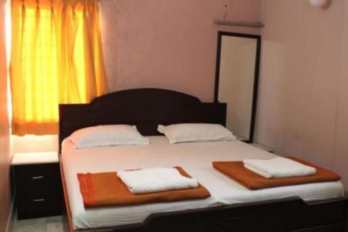 shreeji service apartments