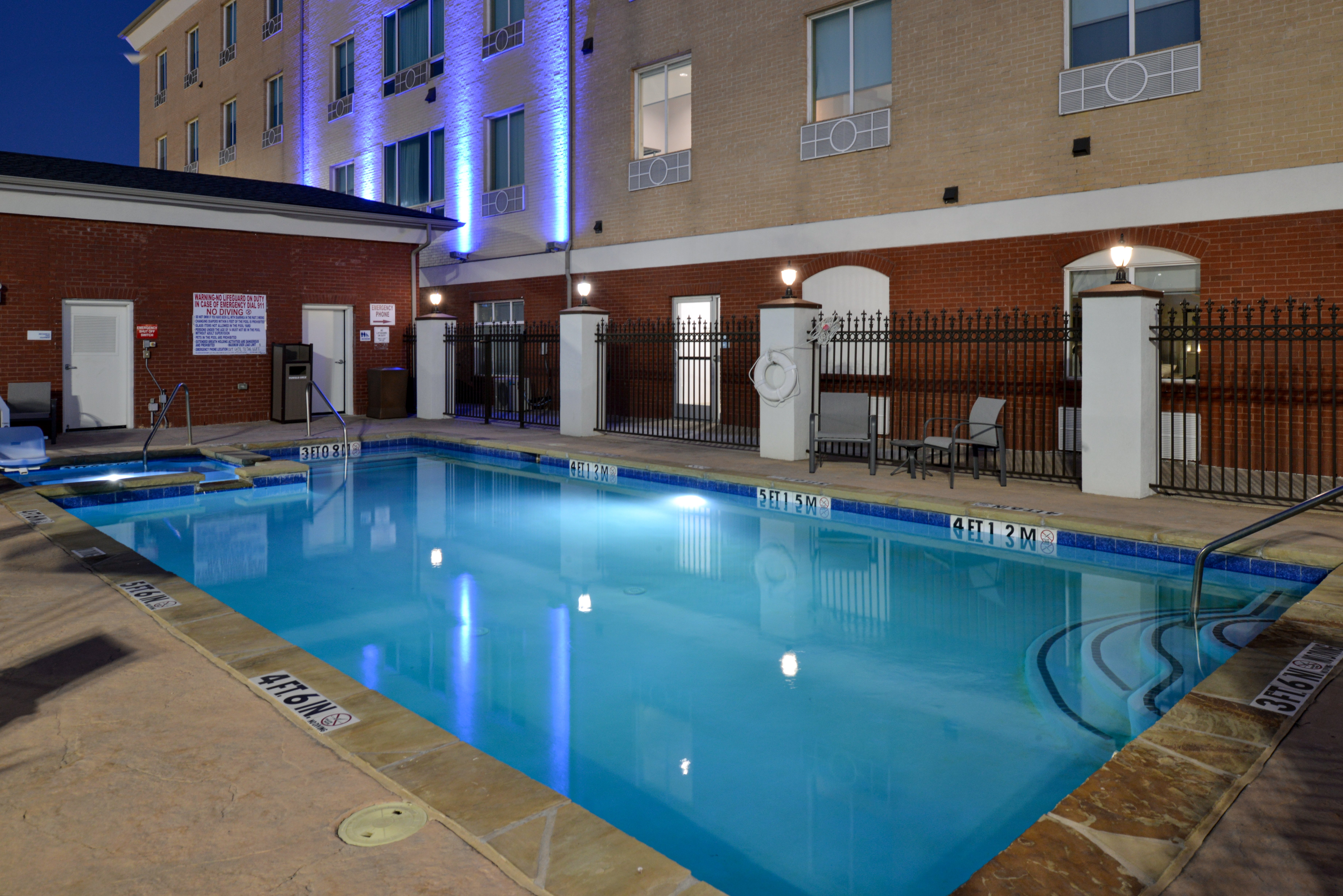 holiday inn express hotel and suites royse city by ihg