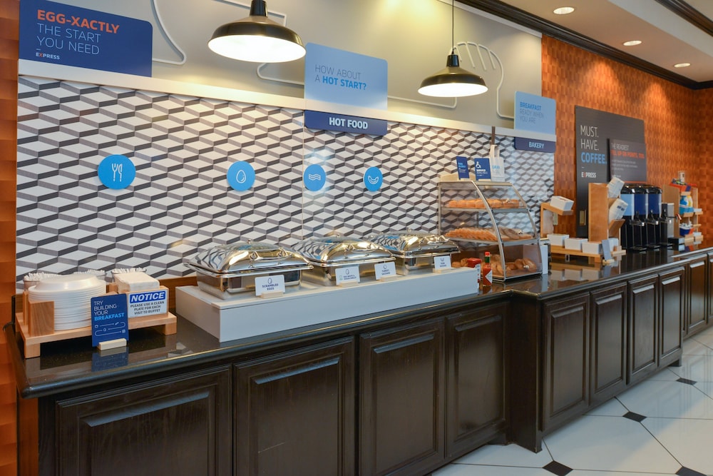 holiday inn express hotel and suites royse city by ihg